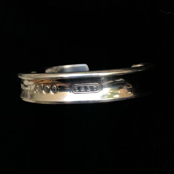 Rare Vintage 1997 Tiffany & Co. Silver Cuff Bracelets - Picture 5 of 6